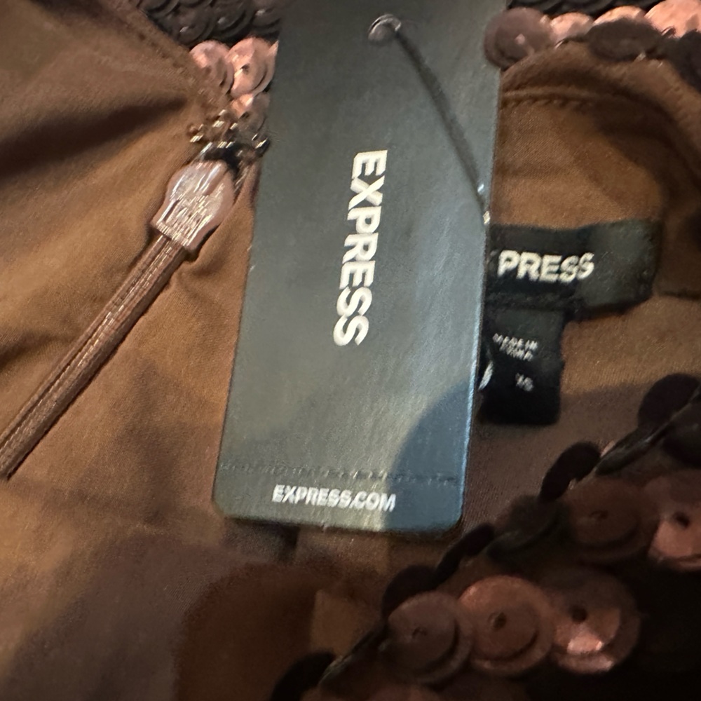 🆕 Express Copper Sequin Mini Dress. Size XS. NWT. 🤎 - Picture 16 of 16